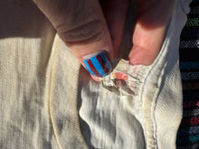 Load image into Gallery viewer, Vintage Rare San Fransisco Lavender World Fair Cock Rooster Cowboy Jeans Shirt