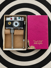 Load image into Gallery viewer, Vintage Cont-Lite Table Lighter Camera Novelty Lighter with Box