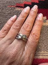Load image into Gallery viewer, Silver Abalone Snake Ring
