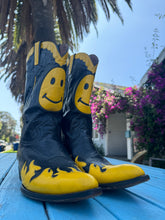 Load image into Gallery viewer, Smiley Happy Montana Boots - Mens Size 13
