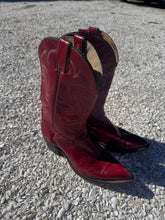 Load image into Gallery viewer, Wrangler Red Western Boots
