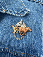 Load image into Gallery viewer, Horse Pearl Brooch Pin
