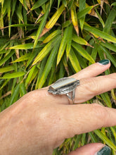 Load image into Gallery viewer, Mother of Pearl Stone Square Ring
