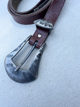 Load image into Gallery viewer, Classic Silver Buckle Brown Leather Belt
