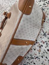 Load image into Gallery viewer, Vintage GUCCI Handle Black Purse Bag
