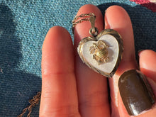 Load image into Gallery viewer, 1940&#39;s WWII Marine Corps Mother of Pearl Locket
