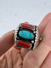 Load image into Gallery viewer, Vintage Navajo Turquoise and Coral Ring
