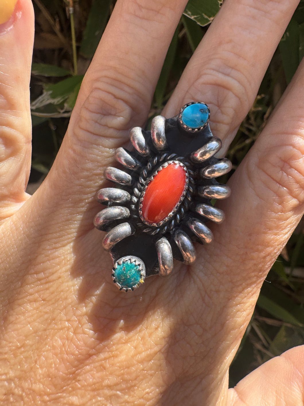 Vintage Coral Middle Turquoise Ring