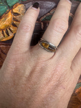 Load image into Gallery viewer, Tigerseye Open Sides Ring
