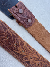 Load image into Gallery viewer, Western Rodeo Copper Buckle Embossed Leather Belt
