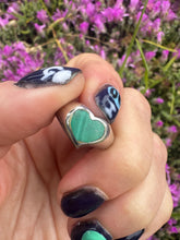 Load image into Gallery viewer, 1980&#39;s Turquoise Heart Ring
