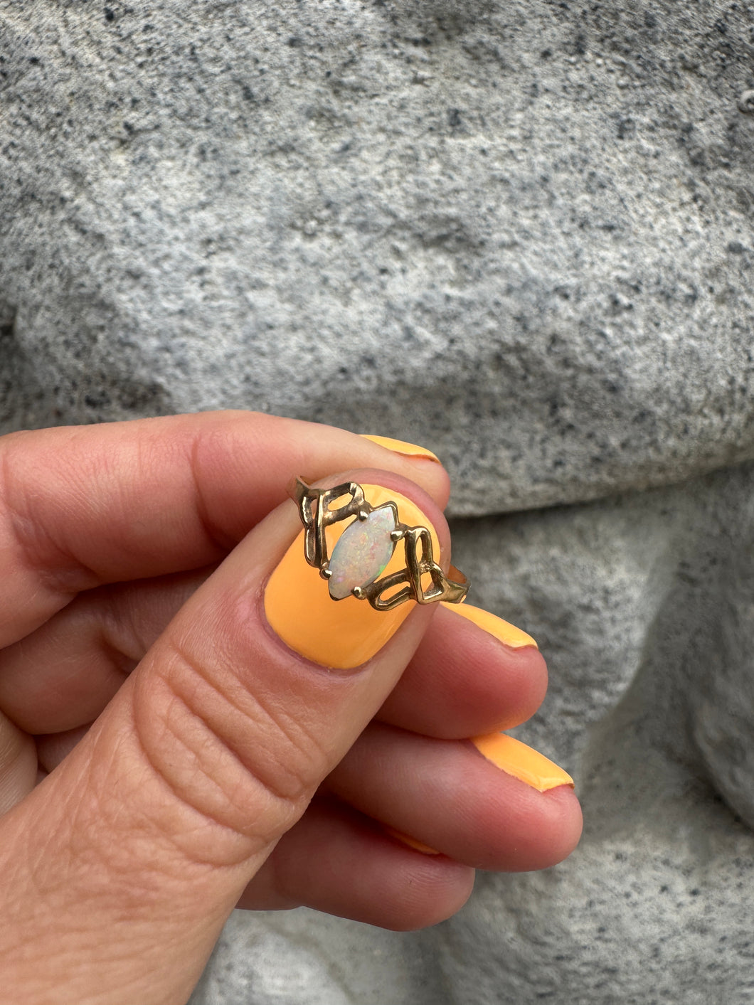 10k Gold Opal Ring