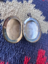 Load image into Gallery viewer, Oval Locket Necklace
