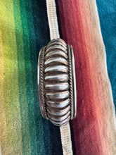 Load image into Gallery viewer, Navajo Priscilla Apacheto Sterling Silver Ribbed Cuff Bracelet
