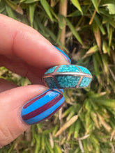 Load image into Gallery viewer, Crushed Turquoise Raised Middle Ring
