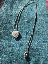 Load image into Gallery viewer, Heart Locket Necklace
