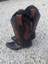 Load image into Gallery viewer, Cowboy Black/Brown Leather Boots
