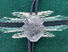 Load image into Gallery viewer, Wolf Bolo Necklace

