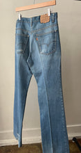 Load image into Gallery viewer, Pefectly Worn Levis Orange Tab- 34 x 32

