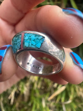 Load image into Gallery viewer, Crushed Turquoise Raised Middle Ring
