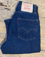 Load image into Gallery viewer, 701 Red Line Big E &quot;The Marilyn&quot; Levis- Size 24
