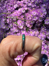Load image into Gallery viewer, Malachite Inlay Band Ring
