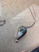 Load image into Gallery viewer, Teardrop Pendant Necklace
