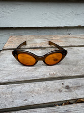 Load image into Gallery viewer, 1960&#39;s Cat Framed Sunglasses
