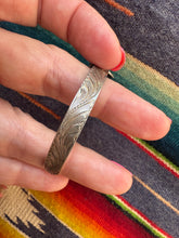 Load image into Gallery viewer, Heart Silver Cuff Bracelet
