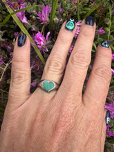 Load image into Gallery viewer, 1980&#39;s Turquoise Heart Ring
