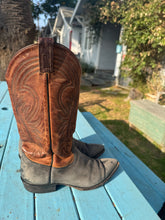 Load image into Gallery viewer, Tony Lama Leather Brown Cowboy Boots-Women Size 7.5
