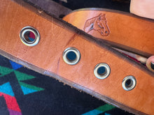 Load image into Gallery viewer, Vintage Western Horseshoe and Horse Leather Belt
