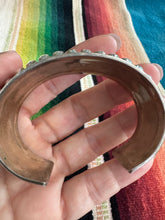Load image into Gallery viewer, Navajo Priscilla Apacheto Sterling Silver Ribbed Cuff Bracelet
