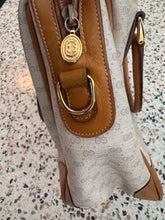 Load image into Gallery viewer, Vintage GUCCI Handle Black Purse Bag
