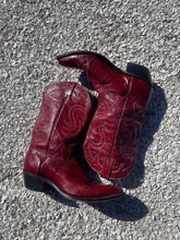 Load image into Gallery viewer, Wrangler Red Western Boots
