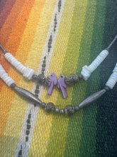 Load image into Gallery viewer, Vintage Handmade MOP Birds Heishi Shell Choker Necklace
