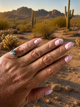 Load image into Gallery viewer, Vintage Marijuana Pot Ring
