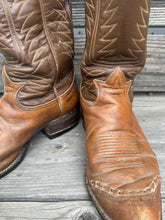 Load image into Gallery viewer, Tony Lama Cowboy Boots ~Mens Size 8
