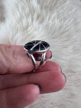 Load image into Gallery viewer, Onyx Oval Double Band Ring
