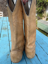 Load image into Gallery viewer, Leather Tan Cowboy Boots-Women Size 6
