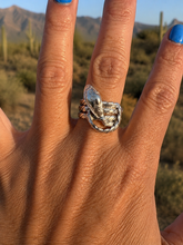 Load image into Gallery viewer, Silver Snake Ring
