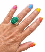 Load image into Gallery viewer, Sterling Silver Malachite Statement Ring
