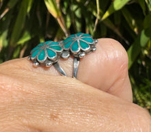 Load image into Gallery viewer, Two Flower Stacked  Inlay Turquoise  Ring
