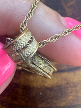 Load image into Gallery viewer, Heart Goldtone Locket Necklace
