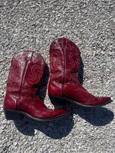 Load image into Gallery viewer, Wrangler Red Western Boots
