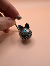 Load image into Gallery viewer, Winking Cat Keychain
