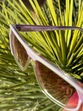 Load image into Gallery viewer, Neostyle Pink Framed Sunglasses
