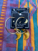 Load image into Gallery viewer, Deadstock Half Moon Face Hoop Earrings
