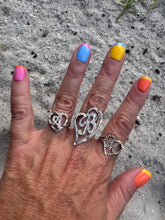 Load image into Gallery viewer, Vintage Hear Initial Sterling Silver Ring
