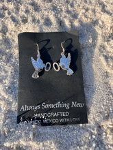 Load image into Gallery viewer, Vintage Taxco Mexico Hummingbird Dangle Earrings
